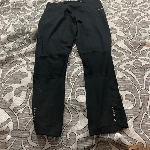 Nike Dri-Fit Workout Capris - Picture 2 of 2